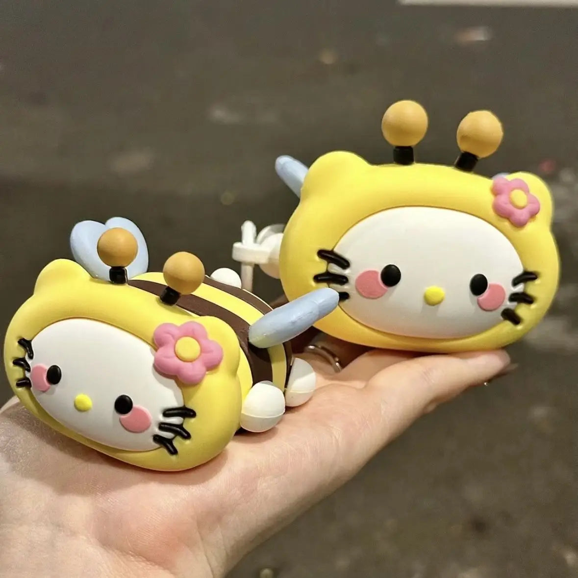 Hello Kitty Bumblebee Airpods Case