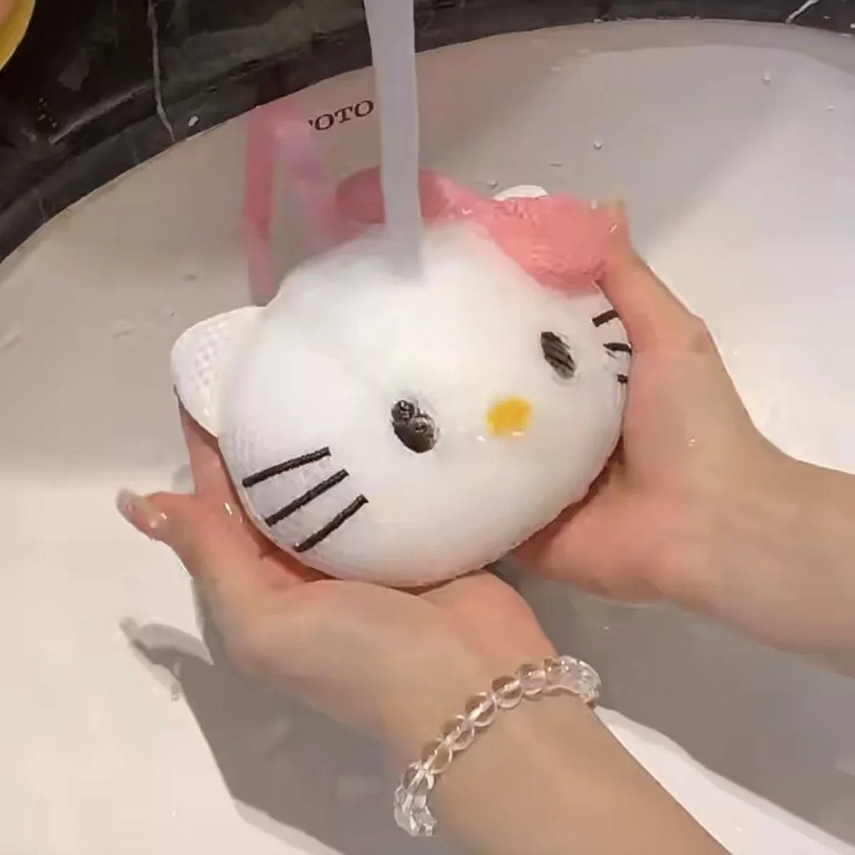 Hello Kitty x My Melody Bath Sponge Scrub