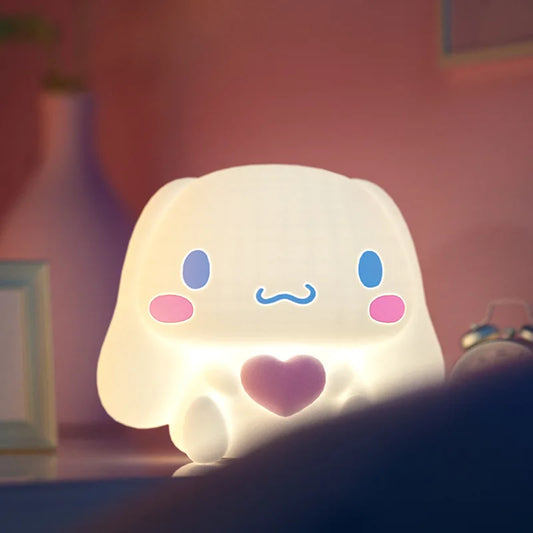 Luz nocturna LED Anime Kawaii White Dog: ¡Regalo de lámpara de noche divertido y funcional!